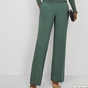 Ann Taylor The Side-Zip Straight Pant in Bi-Stretch, Size 10, Dried Cilantro